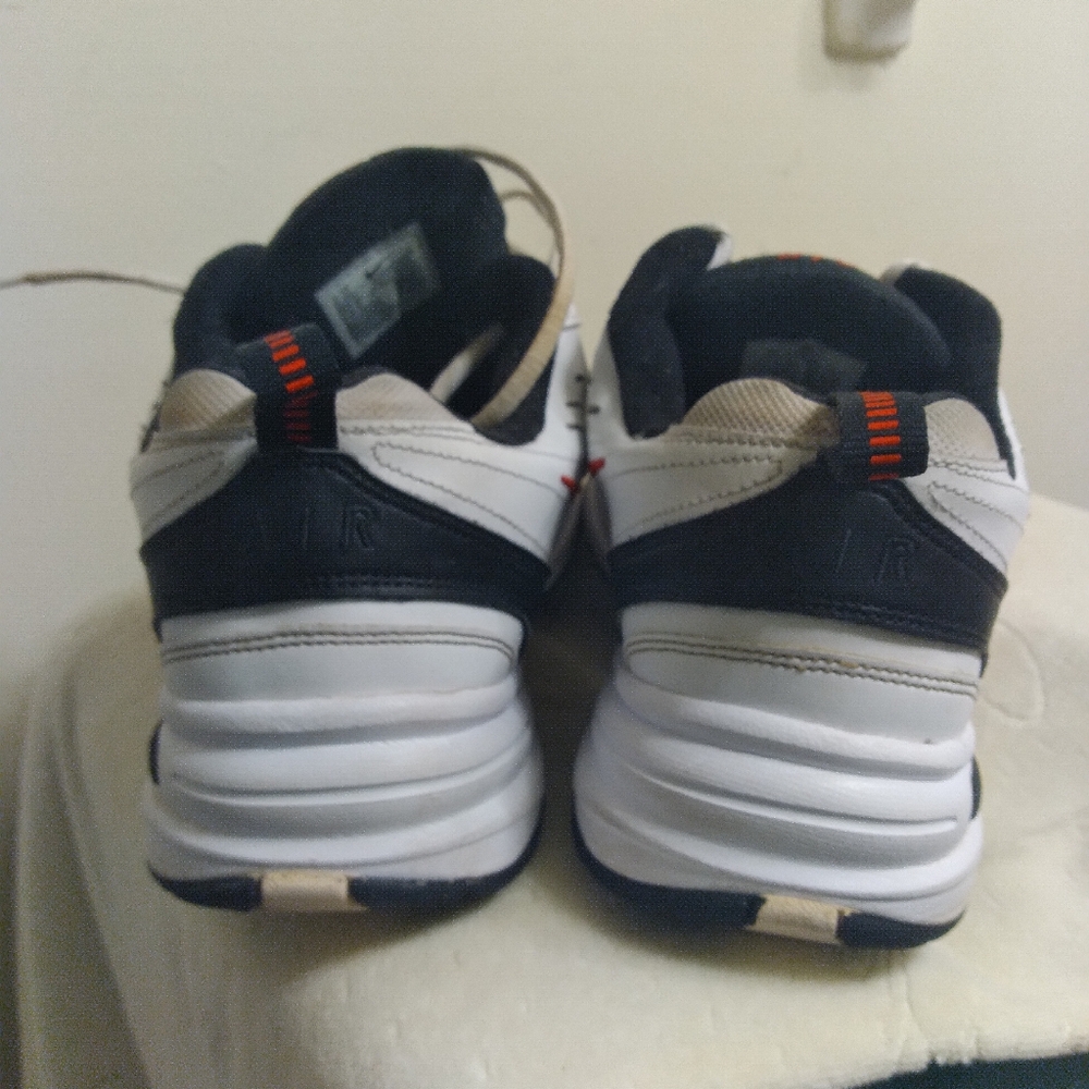 Mens Nike Air Monarch IV 415445-101 Black and White Sneakers Size 14 - Picture 3 of 16
